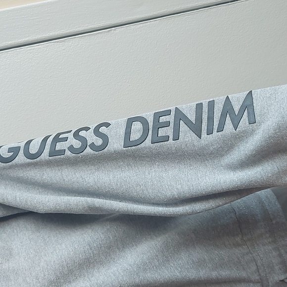 Guess Crop Sweater - Picture 4 of 6